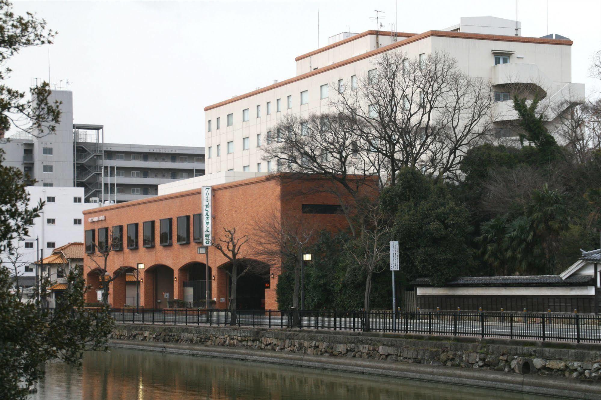Green Hill Hotel Akashi Bagian luar foto